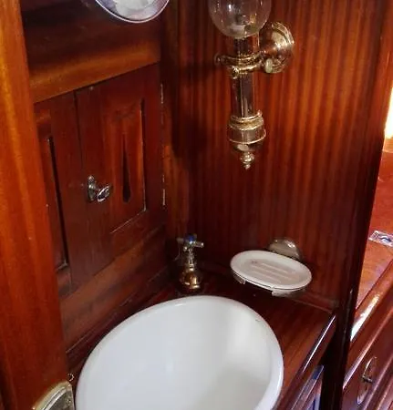 About Italy Holiday Boats *